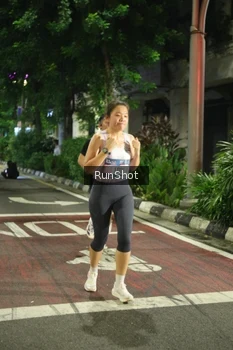 Runner Photo 4205547