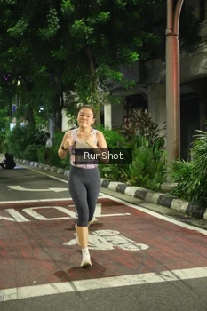 Runner Photo 4205549