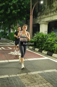 Runner Photo 4205554