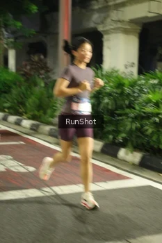 Runner Photo 4205595