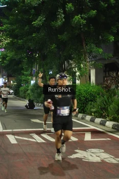 Runner Photo 4205601