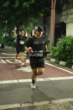 Runner Photo 4205607
