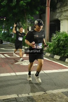 Runner Photo 4205615