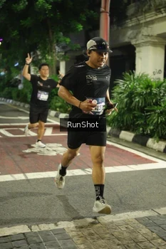 Runner Photo 4205616