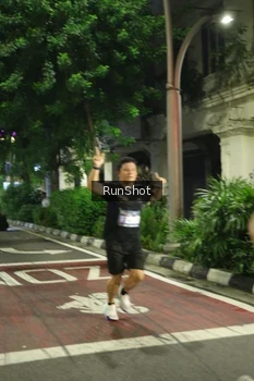 Runner Photo 4205622