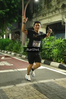 Runner Photo 4205627