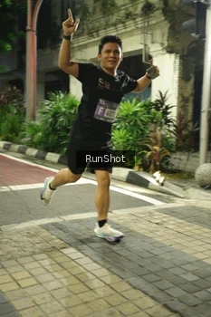 Runner Photo 4205633