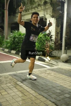 Runner Photo 4205641