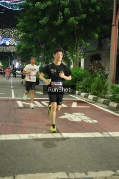 Runner Photo 4205647