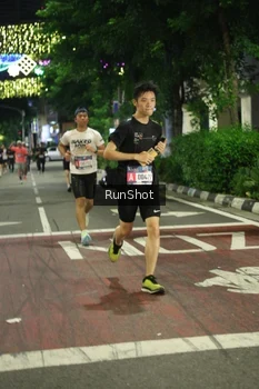 Runner Photo 4205652
