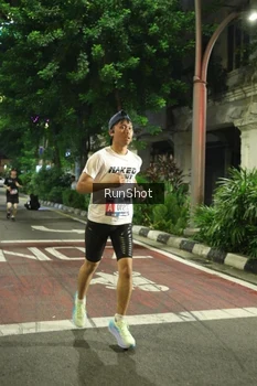 Runner Photo 4205671