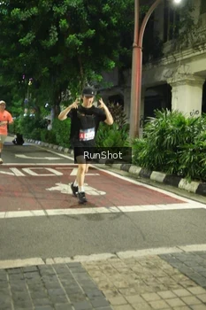 Runner Photo 4205694