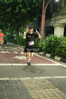 Runner Photo 4205698