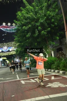 Runner Photo 4205722
