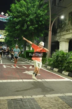 Runner Photo 4205731