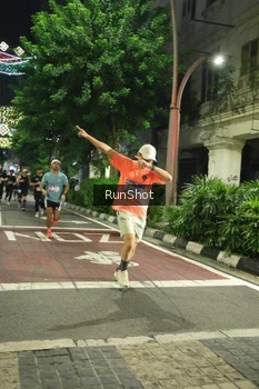 Runner Photo 4205734