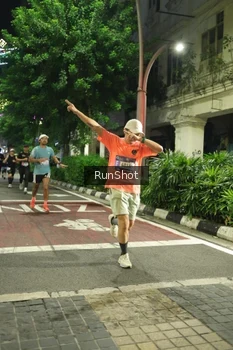Runner Photo 4205735