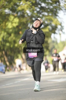 Runner Photo 4205805