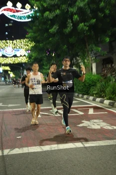 Runner Photo 4205808