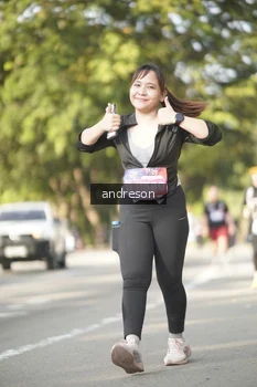 Runner Photo 4205819
