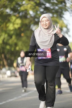 Runner Photo 4205835