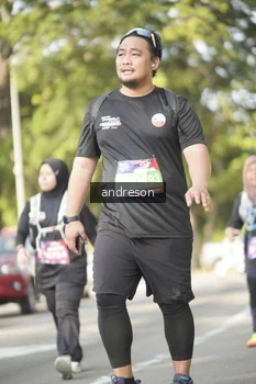 Runner Photo 4205849