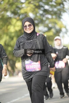 Runner Photo 4205853