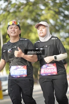 Runner Photo 4205860