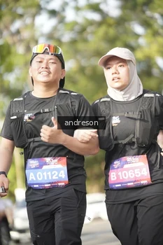 Runner Photo 4205864