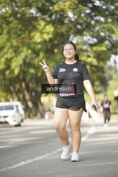Runner Photo 4205887