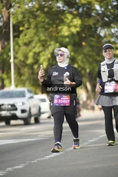 Runner Photo 4205891