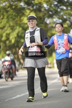 Runner Photo 4205898