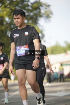 Runner Photo 4205926