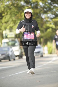 Runner Photo 4205940
