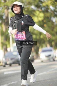 Runner Photo 4205956