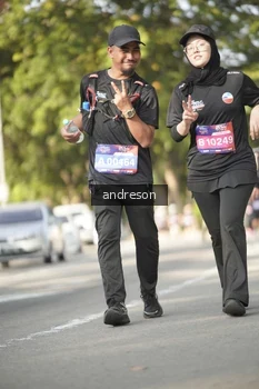 Runner Photo 4205961