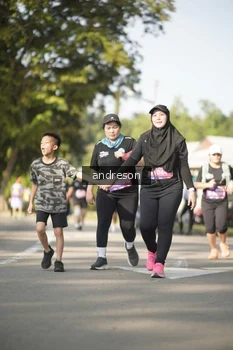 Runner Photo 4205990