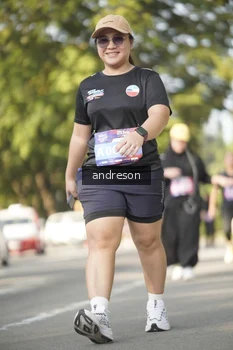 Runner Photo 4206003