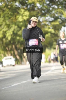 Runner Photo 4206015