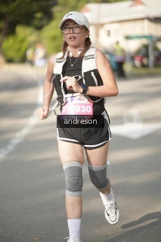 Runner Photo 4206060