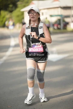 Runner Photo 4206072