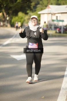 Runner Photo 4206083