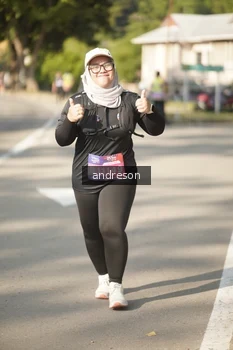 Runner Photo 4206085