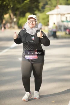 Runner Photo 4206088