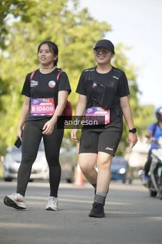 Runner Photo 4206096