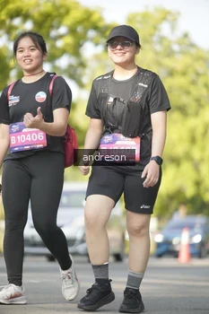 Runner Photo 4206111