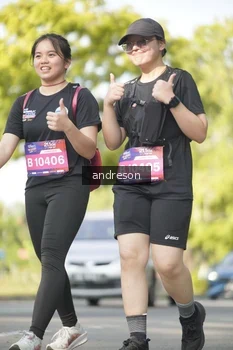 Runner Photo 4206117