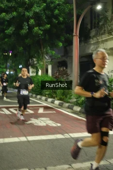 Runner Photo 4206127