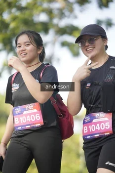 Runner Photo 4206131