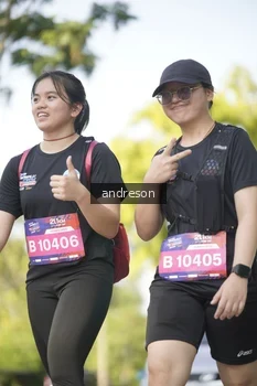 Runner Photo 4206133